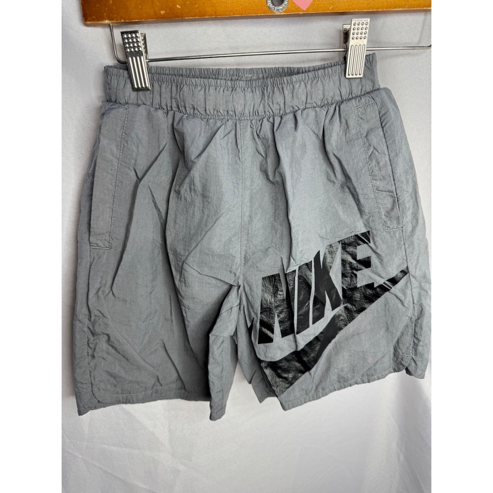Nike Kids Sportswear Grey Crinkle Nylon Logo Shorts Size Medium Mesh Lined
